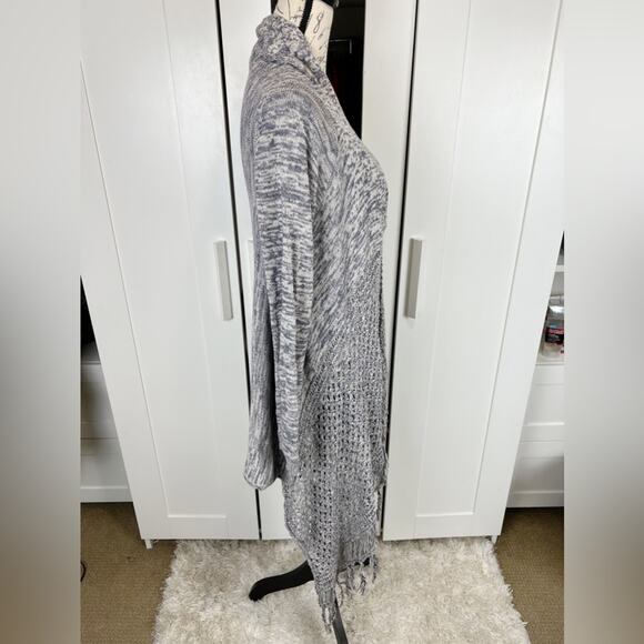 Daytrip Blue and White Long Oversized Knit Cardigan Size Large - Picture 4 of 7